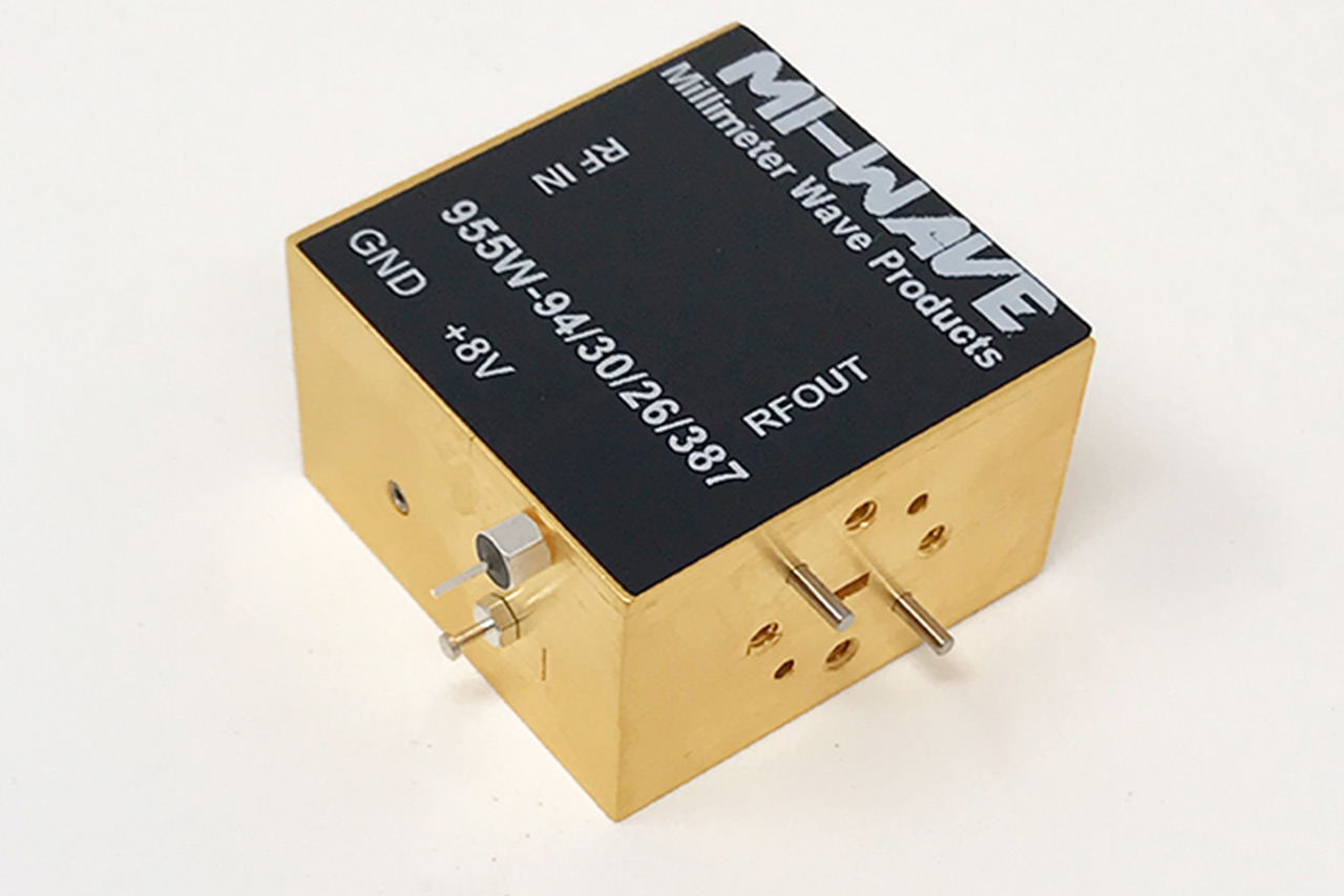 955W-94/30/26/387, RF Power Amplifier, WR-10, 92 GHz - 96 GHz, Small Signal Gain (dB) 20 dB, Output Power(Psat) (dBm) +28 dBm